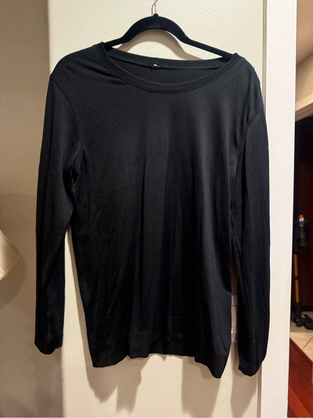 lululemon athletica Black Long Sleeve Lightweight Sweatshirt